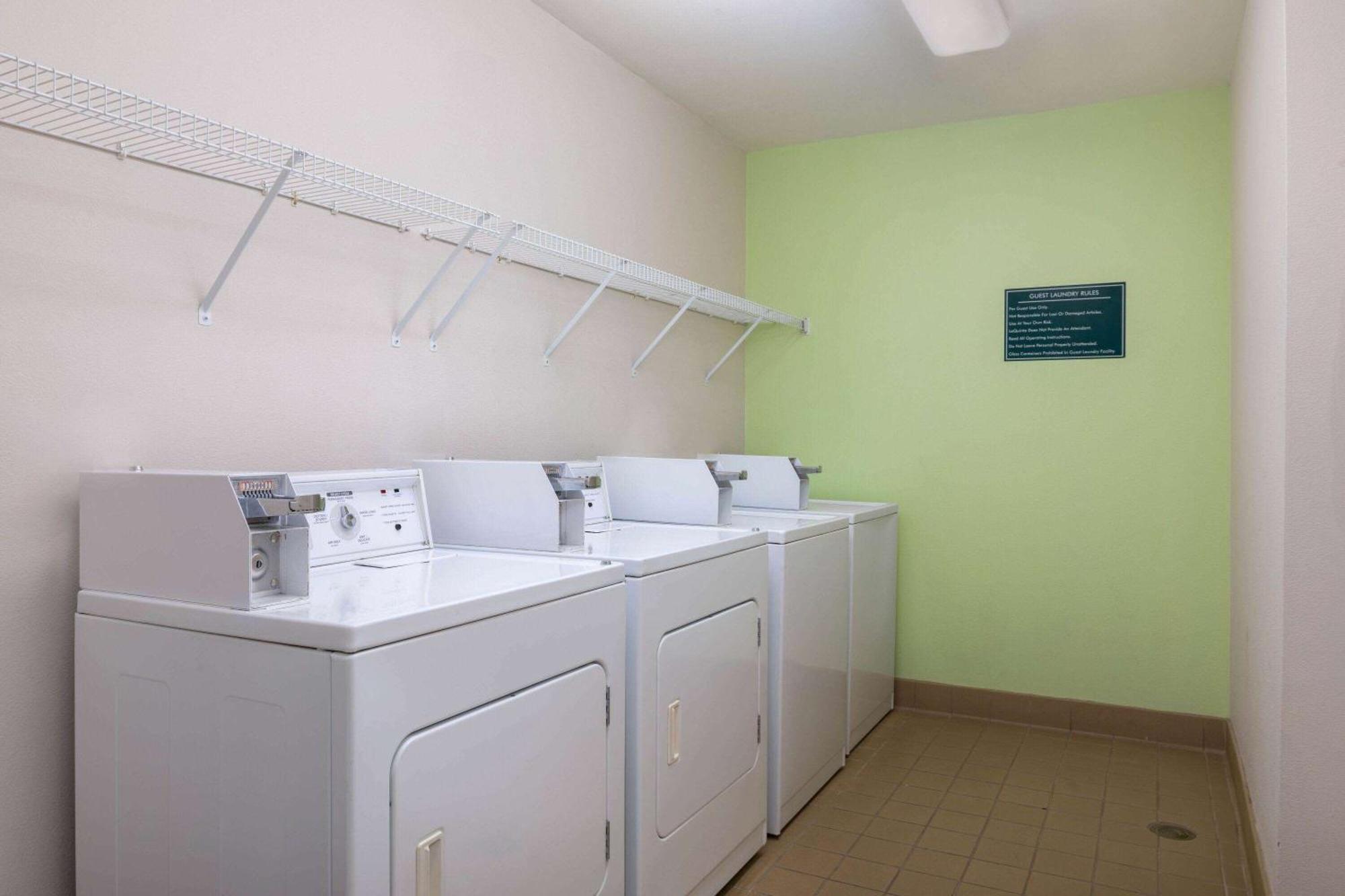La Quinta By Wyndham Savannah Airport - Pooler Kültér fotó